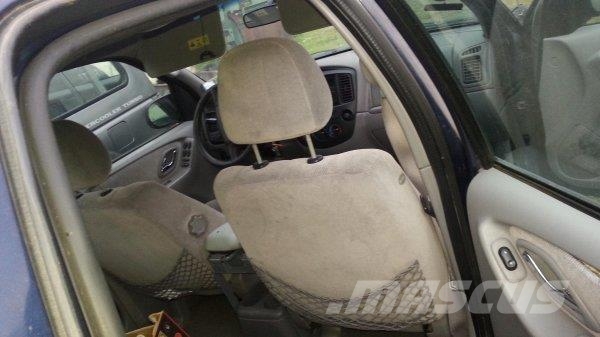 _JINÉ Mazda - Tribute Van 2.0 Sonstige Baumaschinen