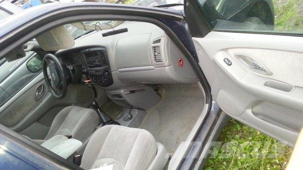 _JINÉ Mazda - Tribute Van 2.0 Sonstige Baumaschinen