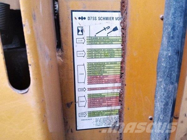 Komatsu D75 S5 Carregadeiras de esteiras