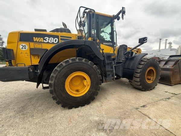 Komatsu WA380-8E0 Carregadeiras de rodas