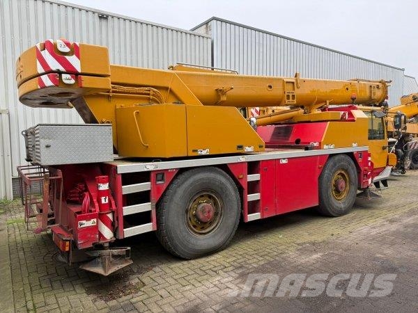 Liebherr 1030-2.1 Crane trucks