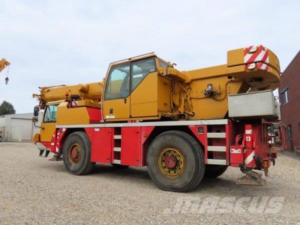 Liebherr 1030-2.1 Crane trucks