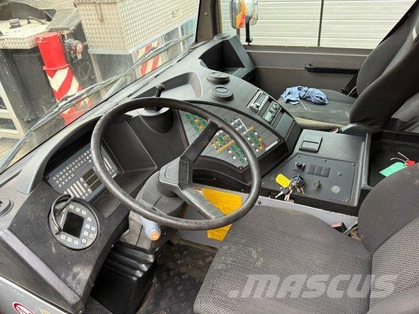 Liebherr 1030-2.1 Crane trucks