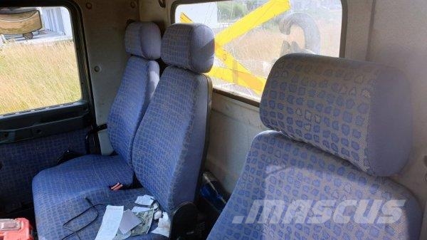 MAN LE 8.150 +(CZ) Navara -NK50 Hákový nosič kontejnerů