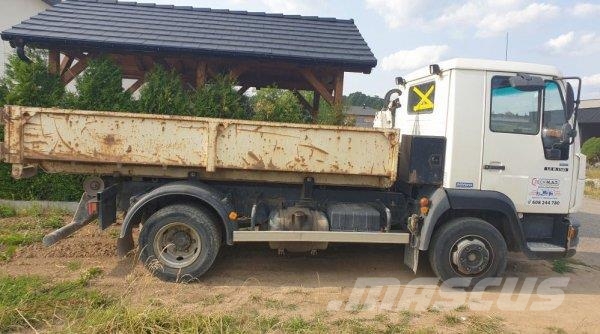 MAN LE 8.150 +(CZ) Navara -NK50 Hákový nosič kontejnerů
