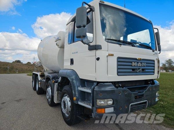 MAN TGA 32.390 + Liebherr HTM 904 Betonmixers en pompen