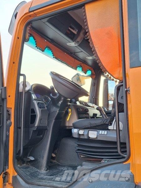 MAN TGS 26.440 +Palfinger PK26001 +Schwarzmüller Flaksläp