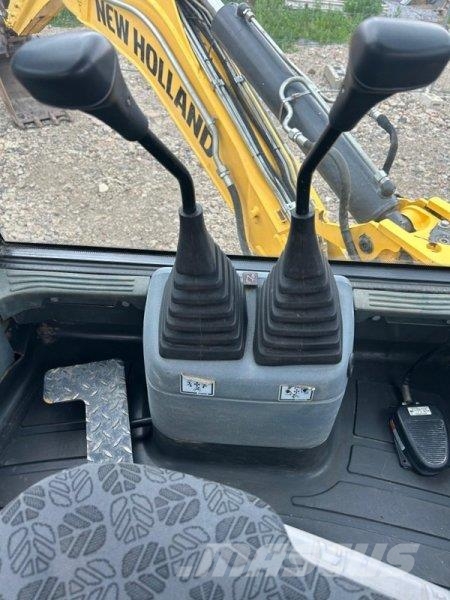 New Holland B100C Backhoe loaders