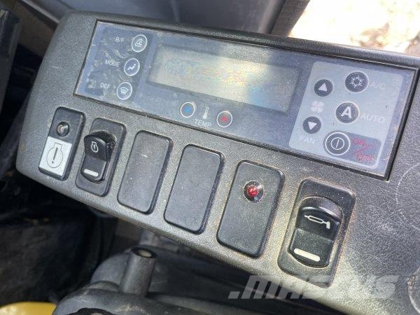 New Holland E 485 Kobelco Roomikekskavaatorid