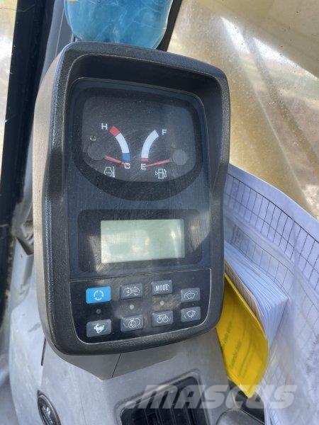 New Holland E 485 Kobelco Roomikekskavaatorid