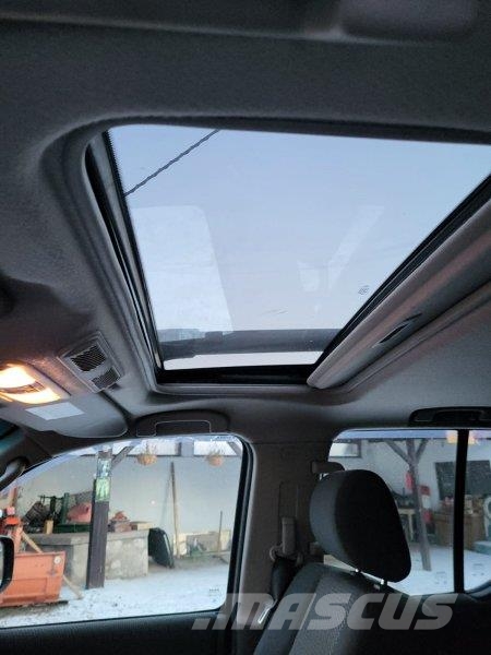 Nissan Navara (double cab) Будтехніка - Інші