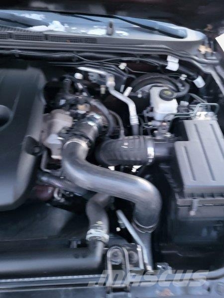 Nissan Navara (double cab) Будтехніка - Інші