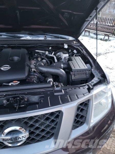 Nissan Navara (double cab) Будтехніка - Інші
