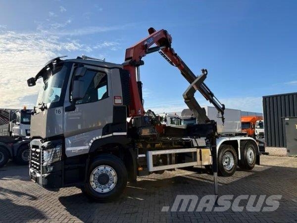 Renault C440 + HMF 2320 K3 Kranwagen