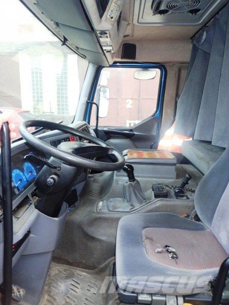 Renault Premium D270 DCI Camiones con caja de remolque