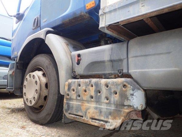 Renault Premium D270 DCI Camiones con caja de remolque