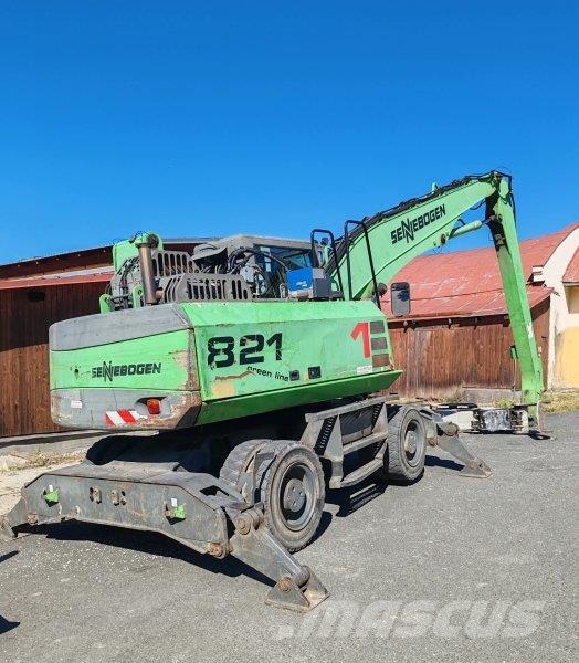Sennebogen 821M Stroje pro manipulaci s odpadem