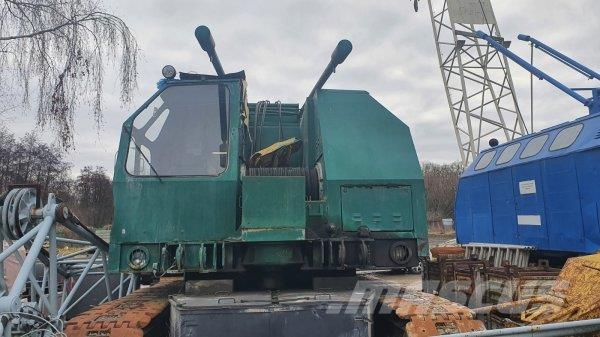 Takraf RDK 300 رافعات برجية