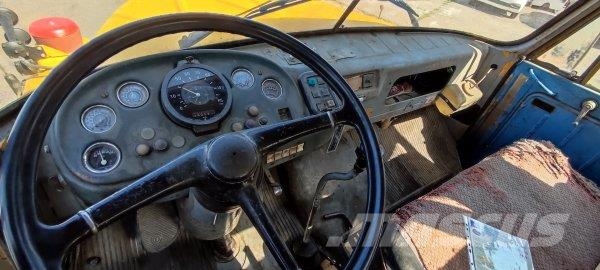 Tatra 148 AD20 Żurawie samochodowe