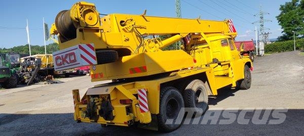 Tatra 148 AD20 Żurawie samochodowe