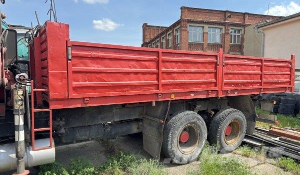 Tatra 815 + Amco Veba 815 شاحنات الرافعات