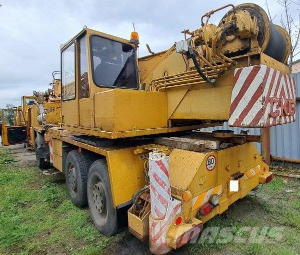 Tatra 815 +ČKD - AD 28 شاحنات الرافعات