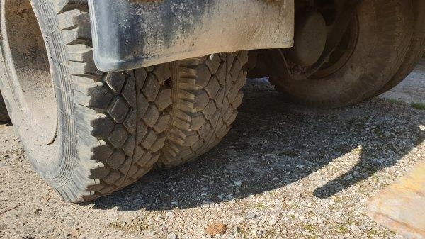Tatra T815 +Schwing -BPL 601 HD-KVM 25 コンクリートポンプ車