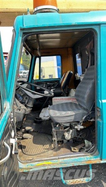 Tatra T815, SUB, MP27-1 Auto korpe