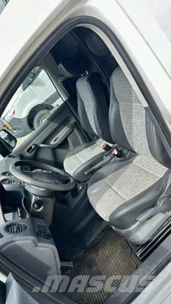 Volkswagen (Volkswagen) Caddy 4x4 dílna Tovornjaki zabojniki