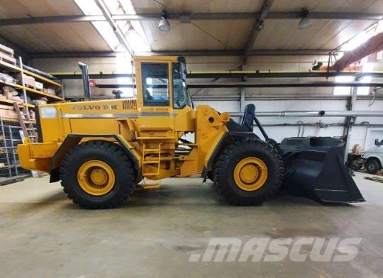 Volvo BM L 150 Incarcator pe pneuri