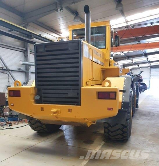 Volvo BM L 150 Incarcator pe pneuri