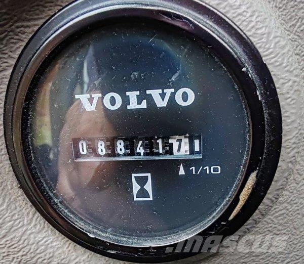 Volvo EC 300 DL (Trimble ready) Pelle sur chenilles