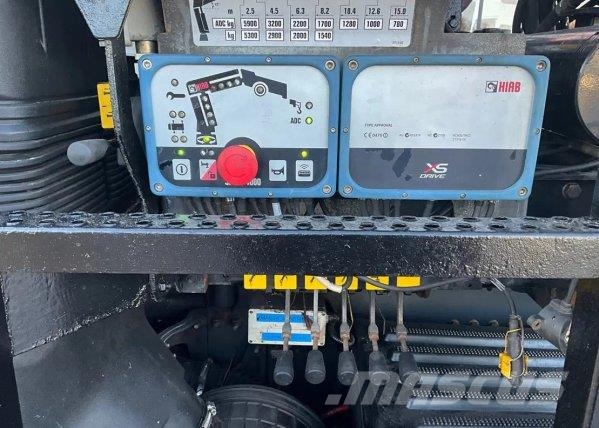 Volvo EE250 Araç üzeri vinçler
