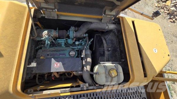 Volvo EW 140 D Bageri na kotačima