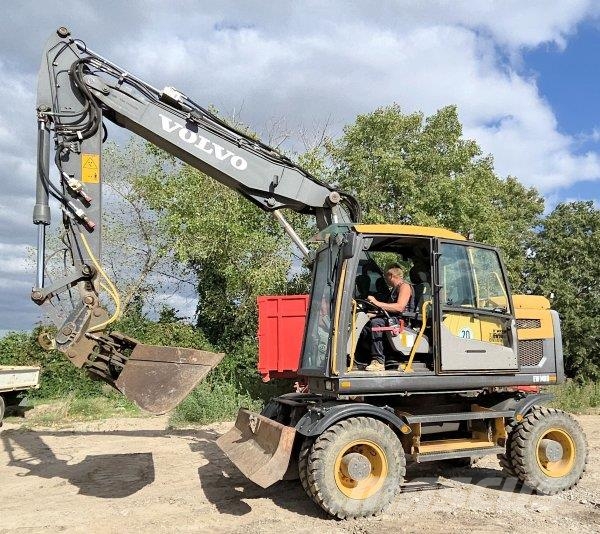 Volvo EW 140 D Bageri na kotačima