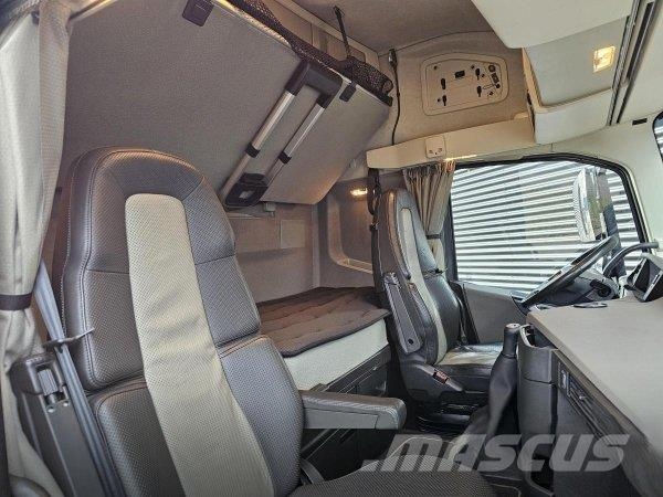 Volvo FH 540 + HIAB 548 شاحنات الرافعات