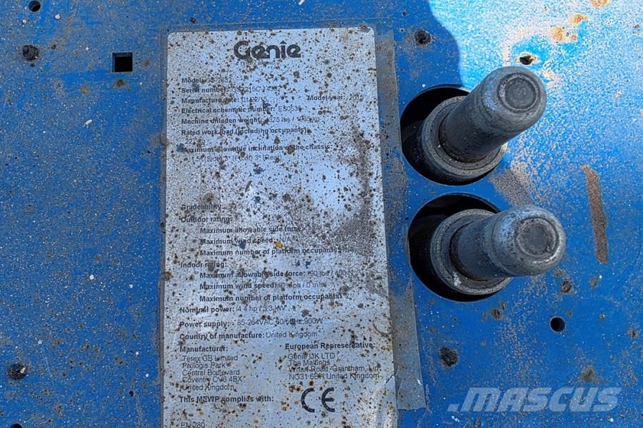 Genie GS2632 Electric, 10m Working Height, 227kg Capacit スキッドステアローダー