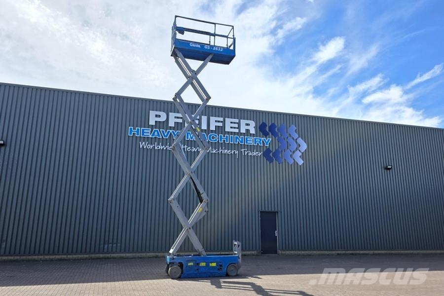 Genie GS2632 Electric, 10m Working Height, 227kg Capacit スキッドステアローダー