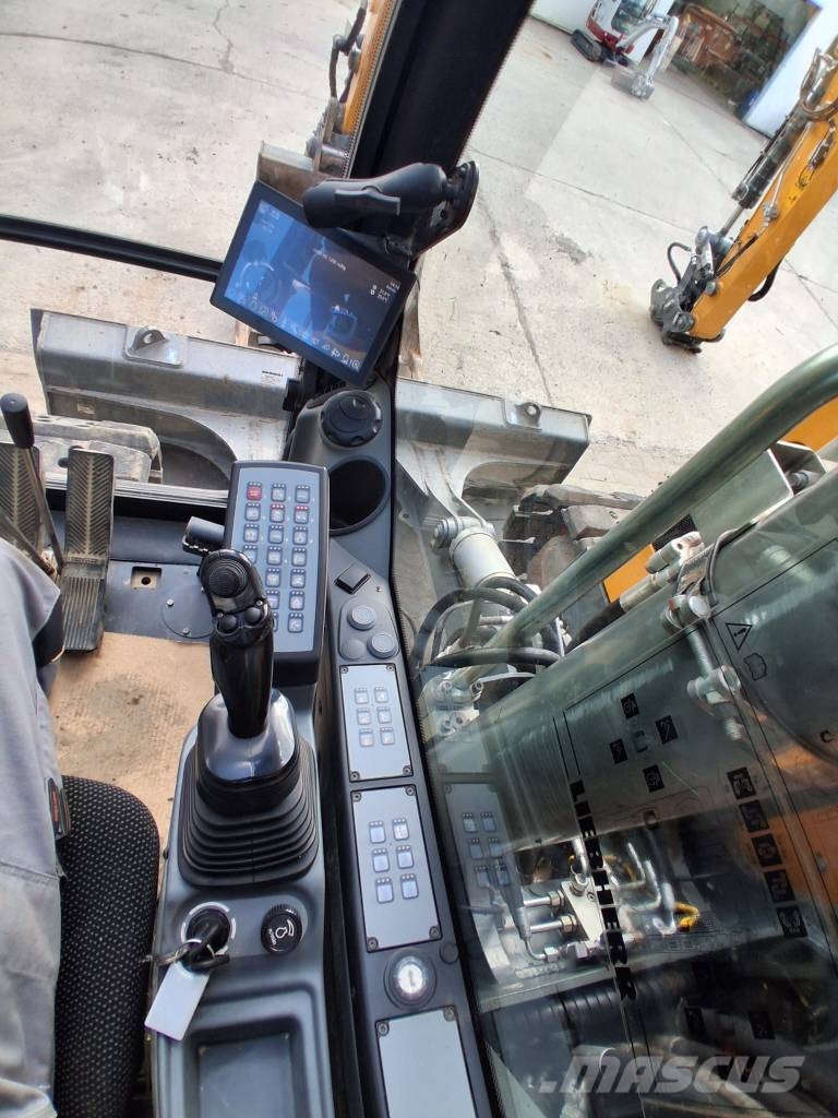 Liebherr R 926 Compact Litronic Raupenbagger