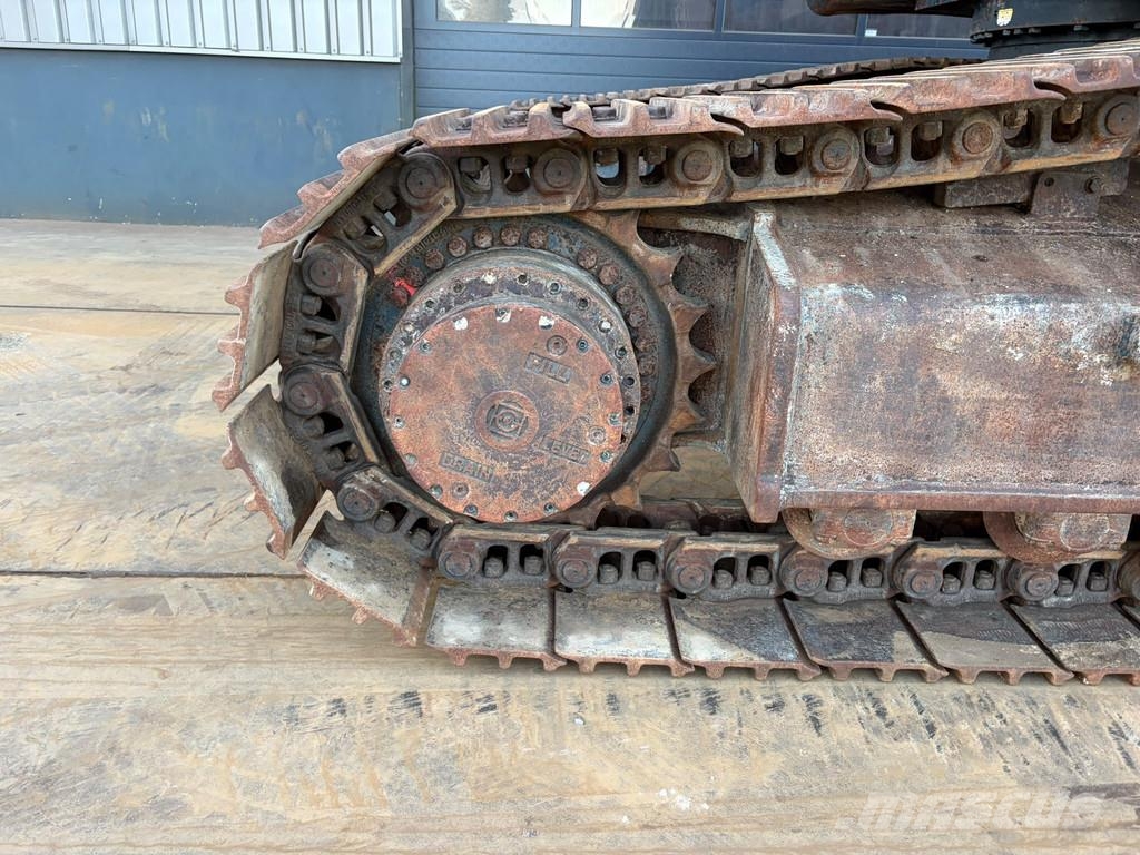 Hyundai HX380L Raupenbagger