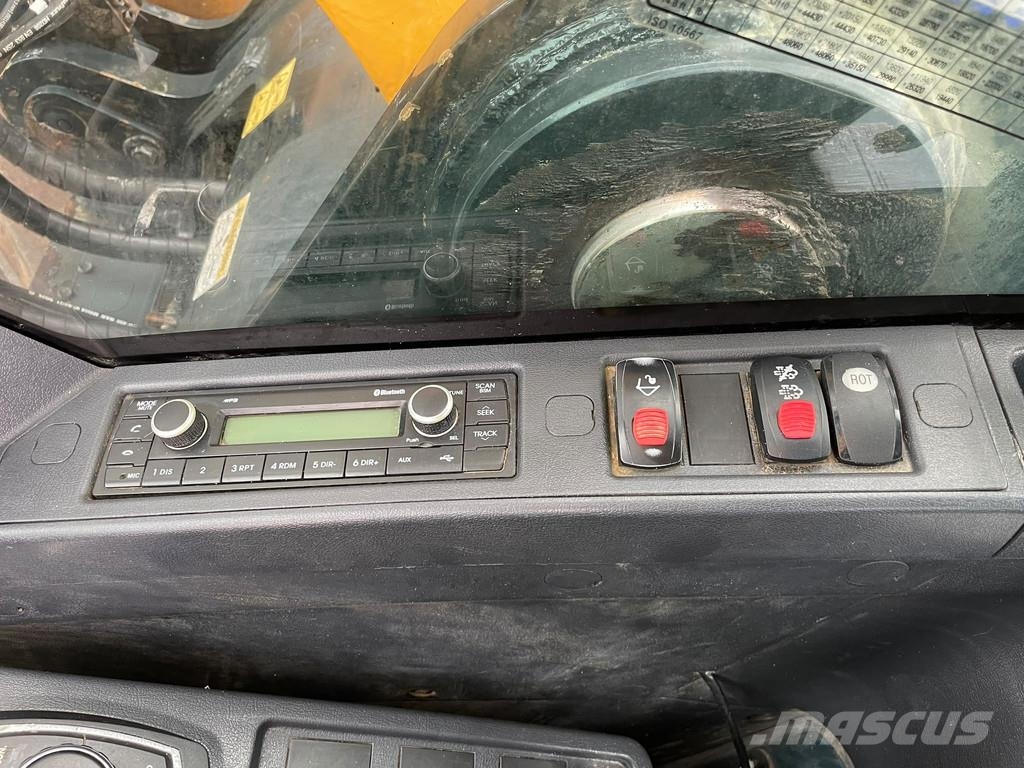 Hyundai HX380L Crawler excavators