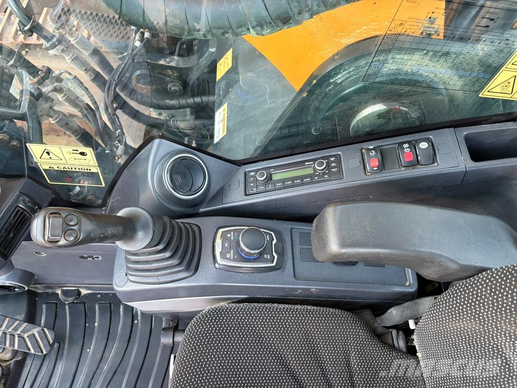 Hyundai HX380L Raupenbagger
