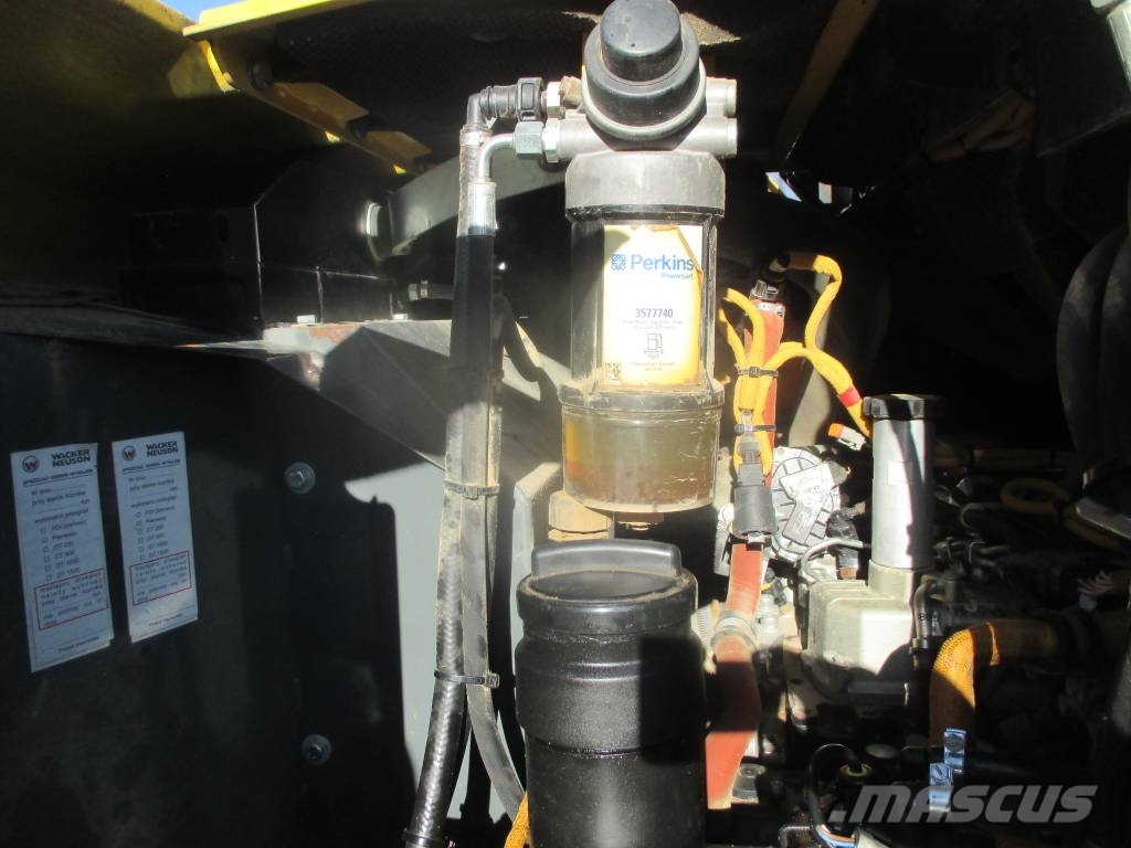 Wacker Neuson DW 60 Странични самосвали