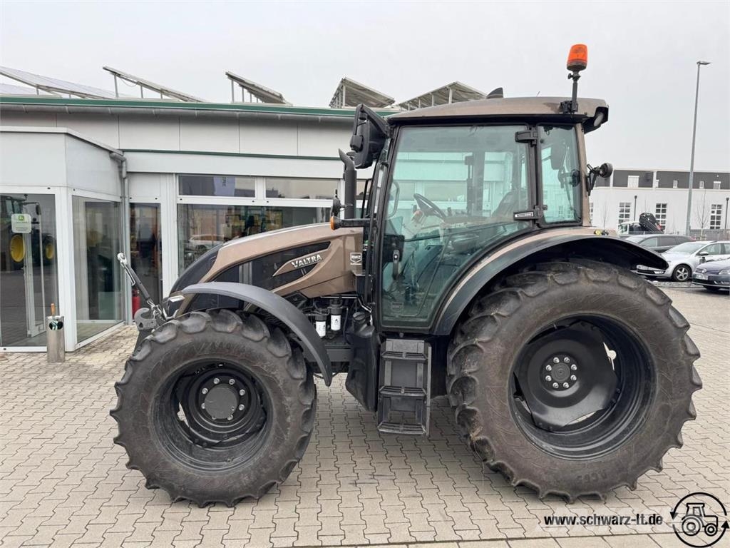 Valtra A 115 Traktorer