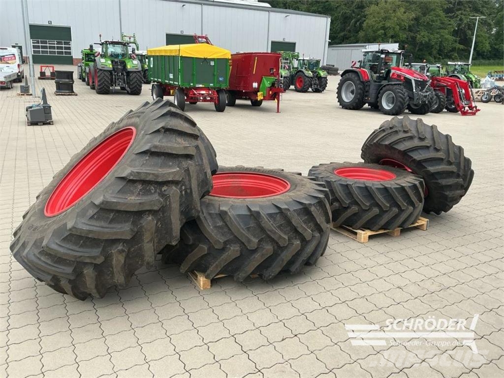 Fendt 2X 600/70 R30 | 2X 710/70 R42 TRELLEBORG Dual wheels /Doppelräder