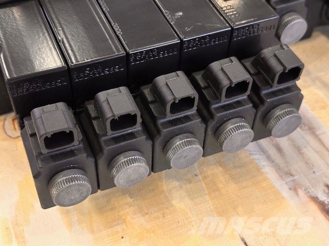 Rexroth Terex WALVOIL ROZDZIELACZ HYDRAULICZNY 油圧機