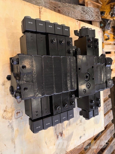 Rexroth Terex WALVOIL ROZDZIELACZ HYDRAULICZNY 油圧機