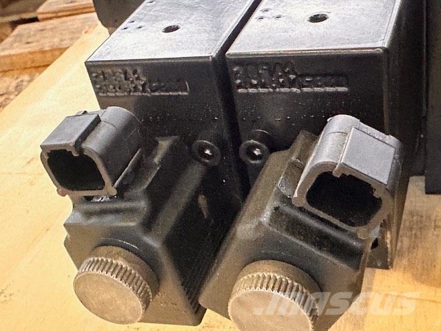 Rexroth Terex WALVOIL ROZDZIELACZ HYDRAULICZNY 油圧機
