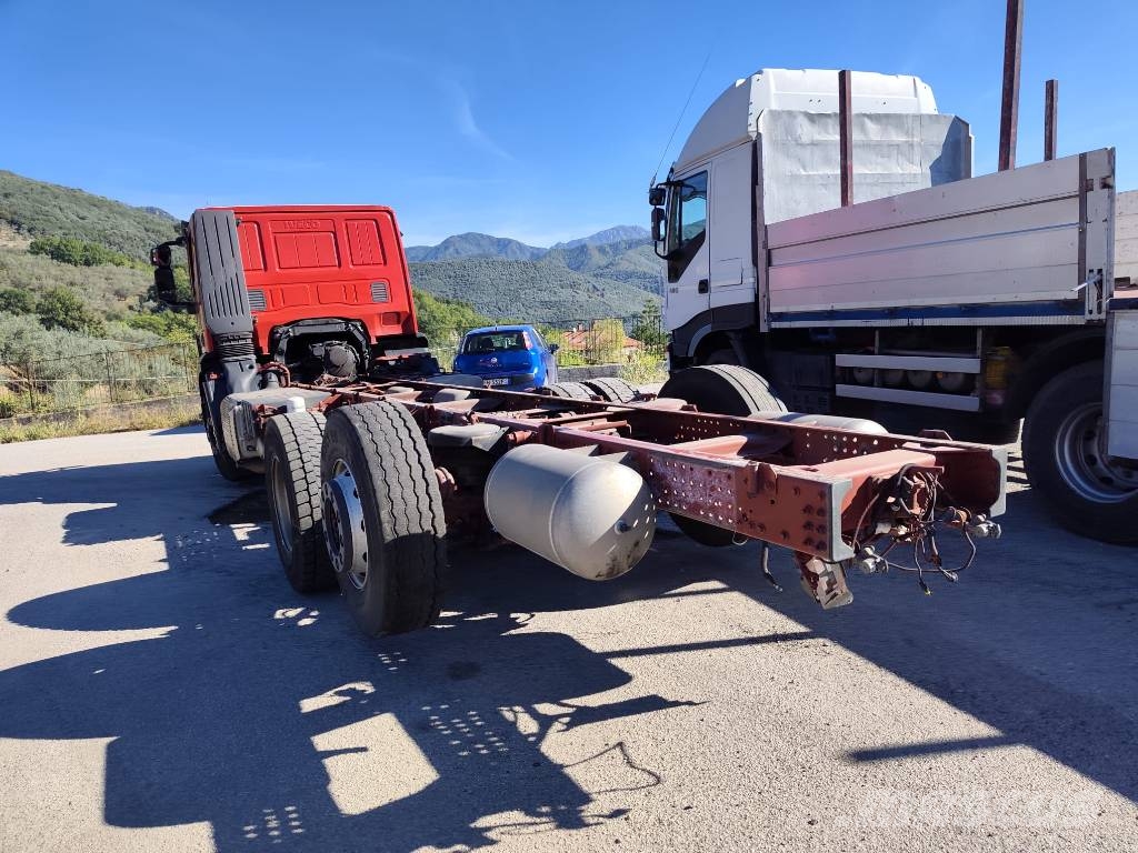 Iveco Stralis 260 S31 Camion porte engin