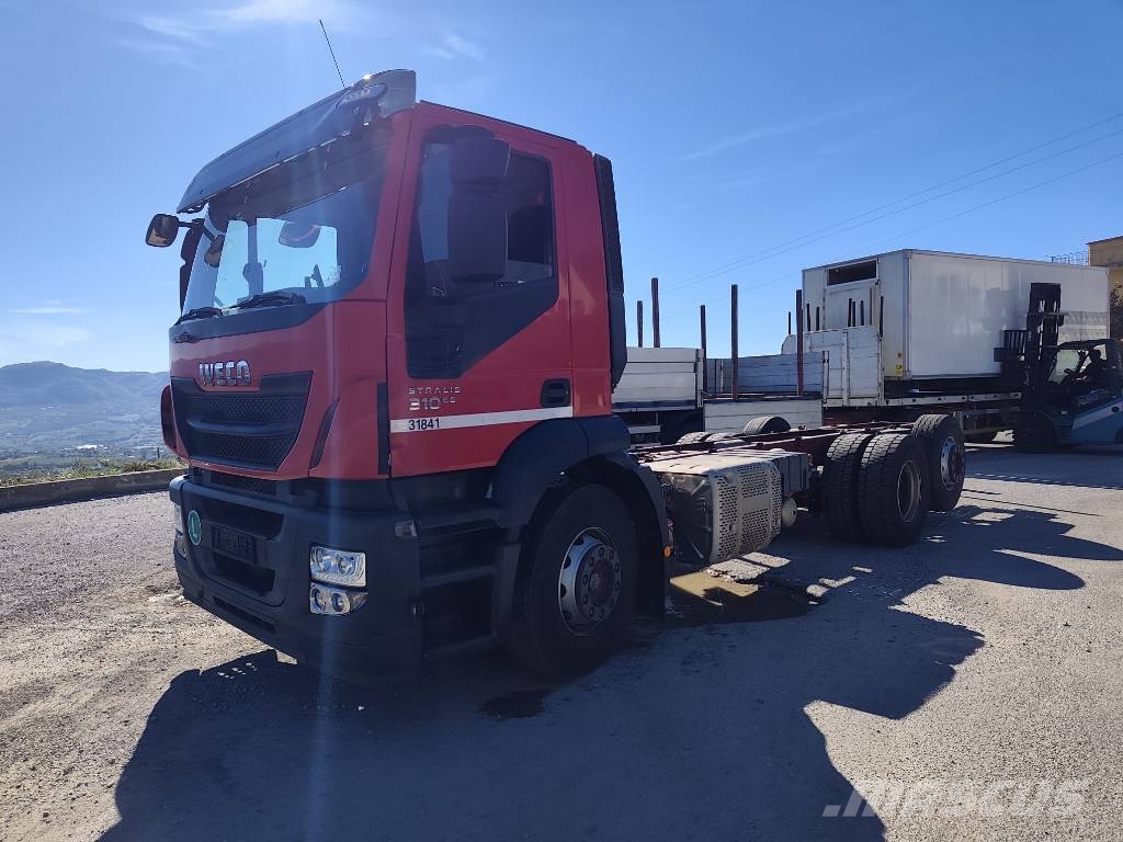 Iveco Stralis 260 S31 Camion porte engin